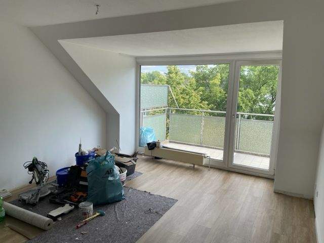 Dachgeschosswohnung in kleiner attraktiver Wohnanlage