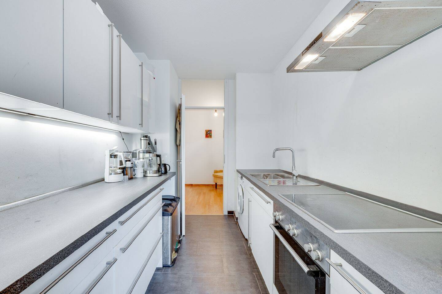 AIGNER - 4-Zi.-Wohnung mit idealer Aufteilung & Balkon direkt am Univiertel! – München – Vorschaubild 8