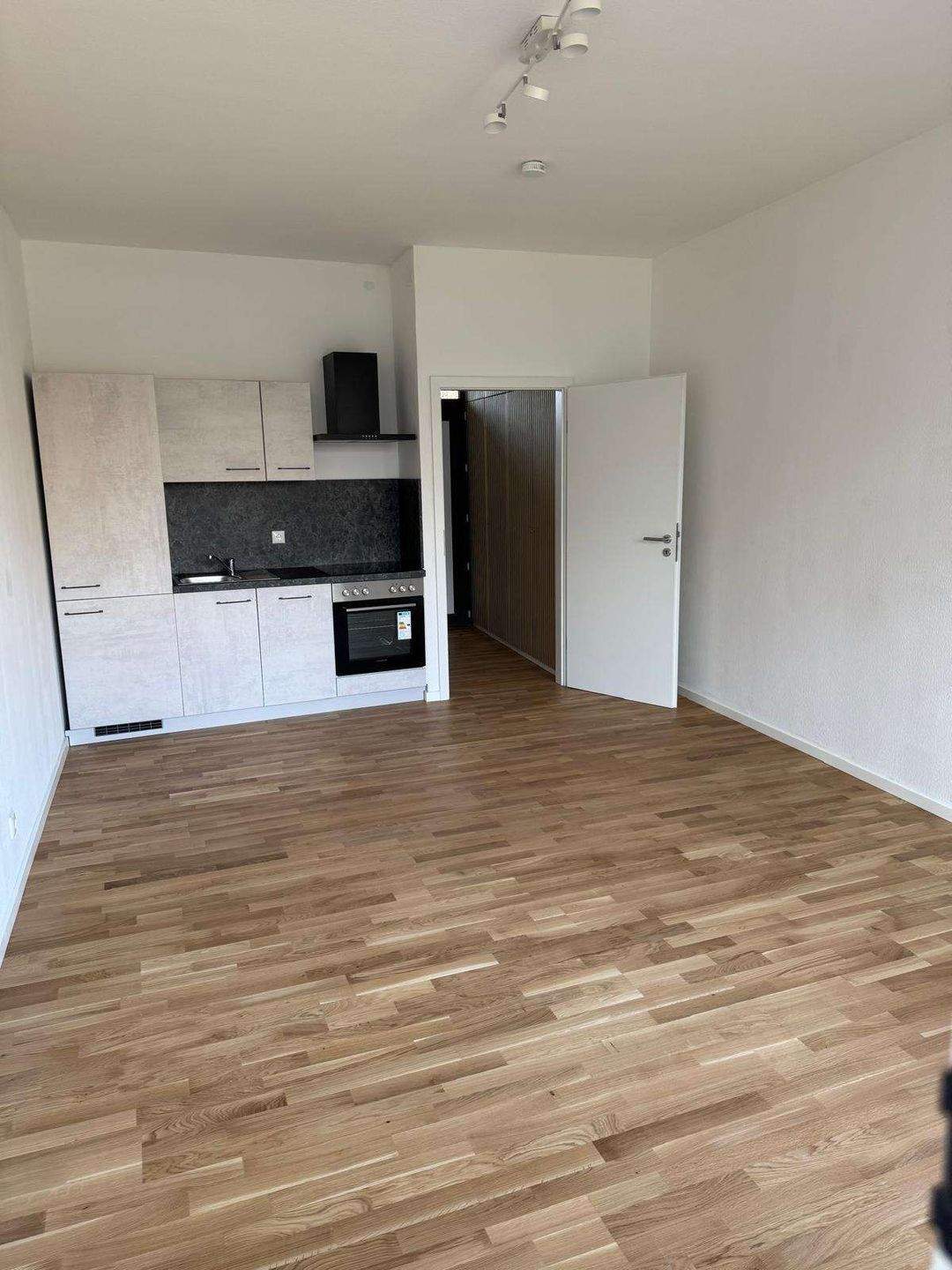 Provisionsfrei & Kernsaniert | 6% Rendite in Erlangen | Balkon | Langer Johann