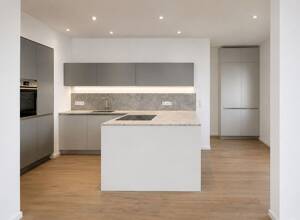 Moderne, hochwertige Vier-Zimmer-Wohnung mit alleiniger Gartennutzung – 60433 Frankfurt am Main – Vorschaubild 3