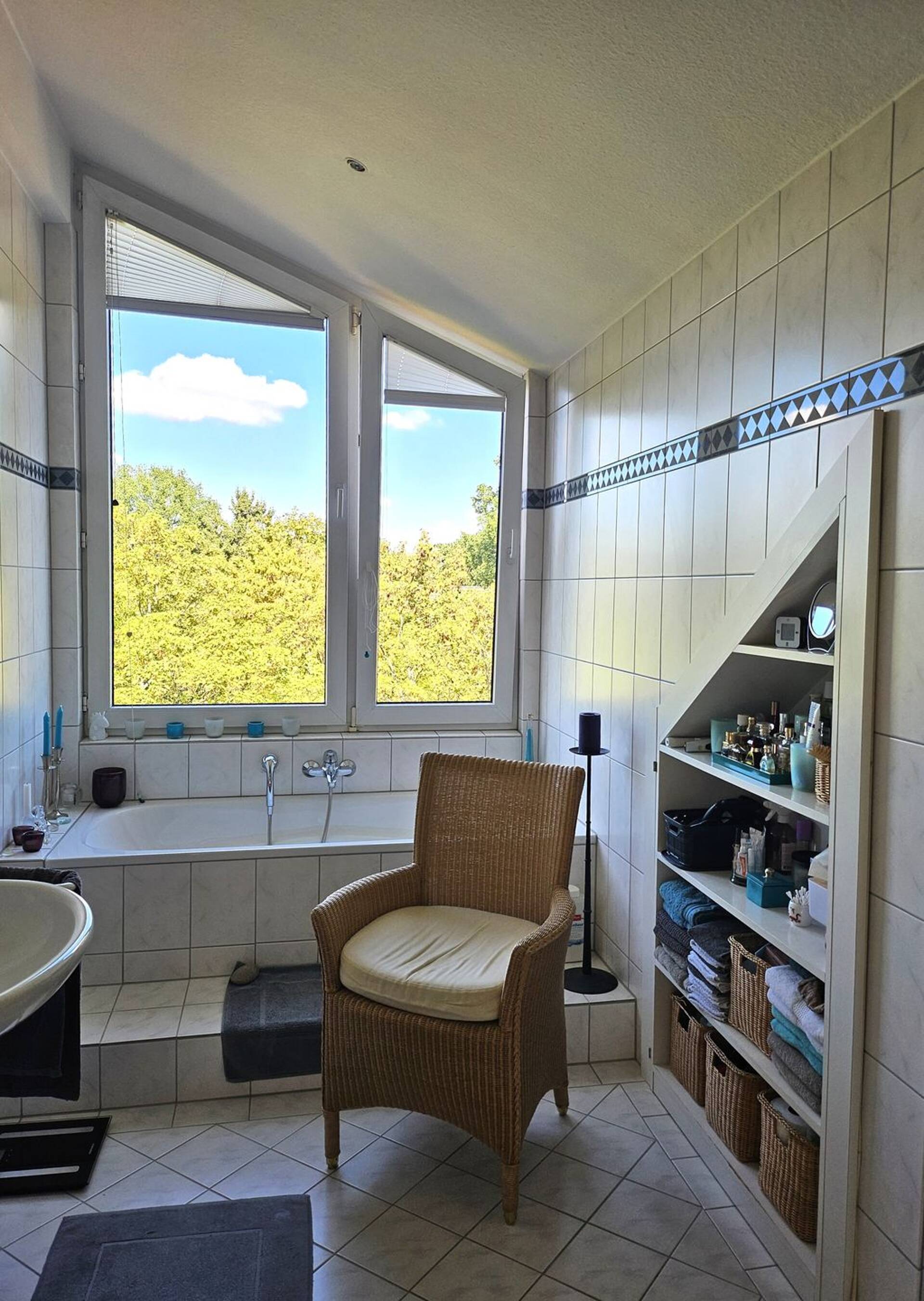 Maisonettewohnung in 51427 Bergisch Gladbach mit 148 m² kaufen