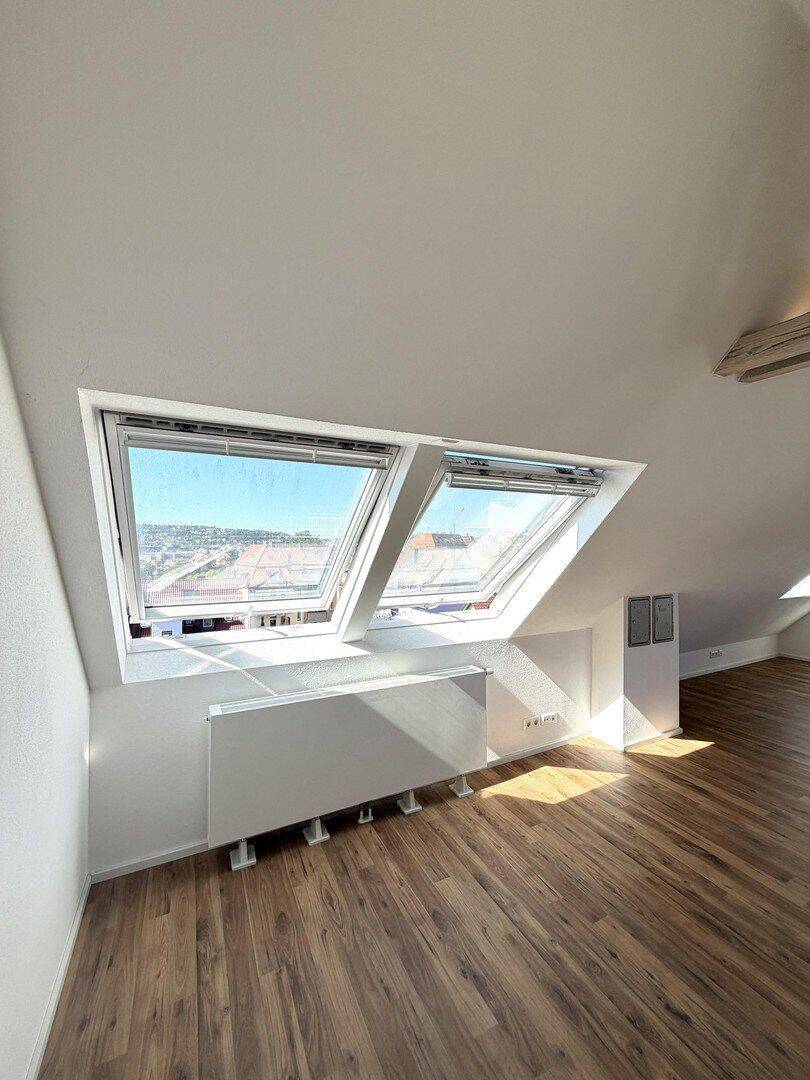 Über den Dächern des Lehenviertels in Suttgart Süd - moderne offene Dachwohnung – Stuttgart – Vorschaubild 7