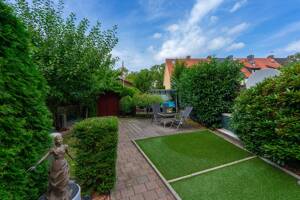 Stilvolles Reihenendhaus mit Wintergarten, Garten & Carpot sowie 2 Stellplätzen - sofort einziehen – 28259 Bremen – Vorschaubild 3