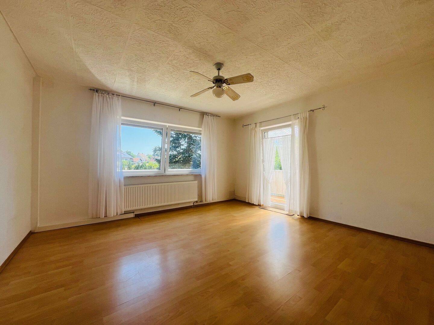 Idyllisches Wohnglück mit Potenzial – perfekt auch als Ferienhaus - weitere Bebauung möglich – Hilst – Vorschaubild 3