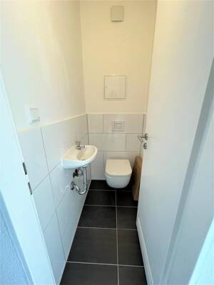 Gemütliche 3-Zimmer-Etagenwohnung mit großem Balkon in Wolfsburg – 38448 Wolfsburg – Vorschaubild 8