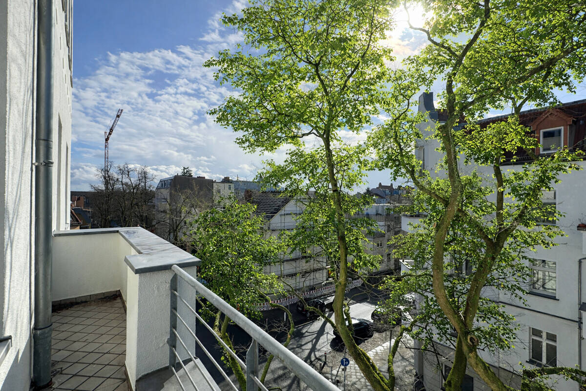 Charmanter Altbau-Rohdiamant mit Balkon & großem Potenzial! Renovierungsbedürftig & Provisionsfrei! – Berlin – Vorschaubild 9
