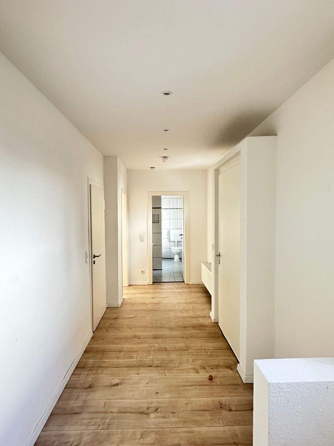 Wohnen wie im Einfamilienhaus! Moderne 2-Zimmer-Wohnung mit Garten in Wuppertal Elberfeld – Wuppertal – Vorschaubild 3