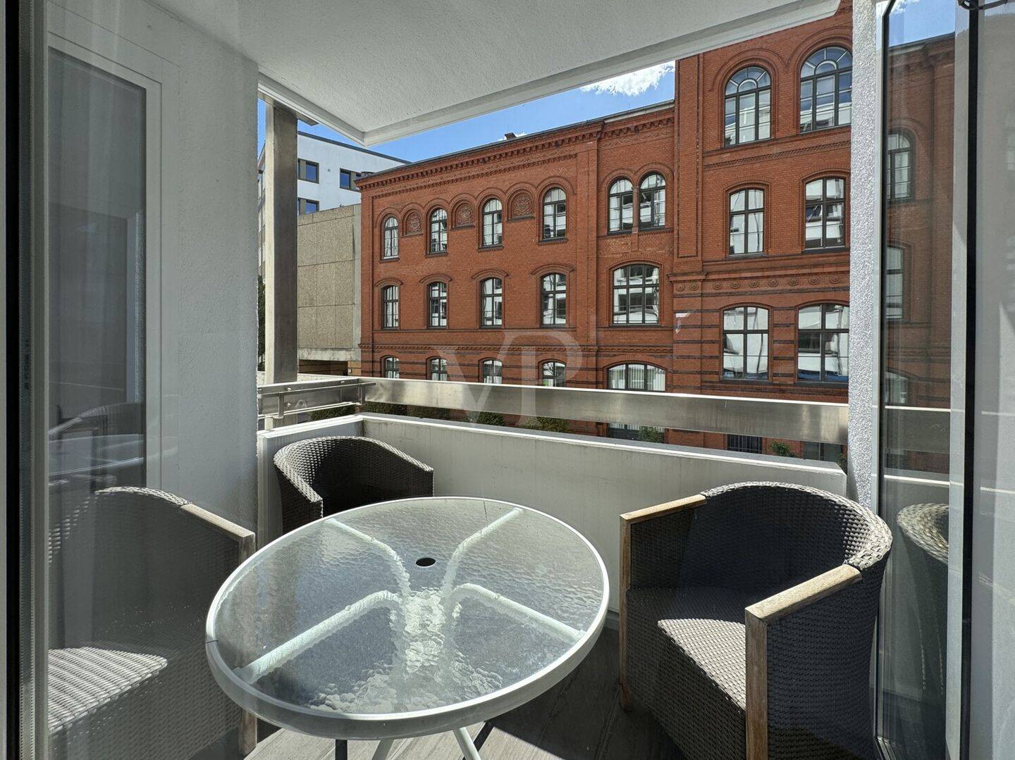 Exklusives Wohnen mit Komfort und Eleganz - 3-Zimmer-Residenz mit Aufzug direkt in die Wohnung – Berlin – Vorschaubild 3