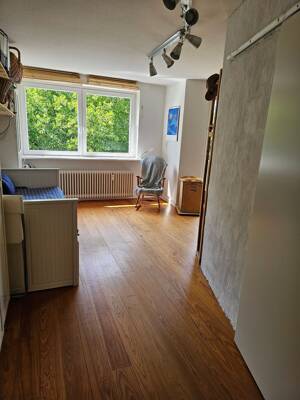 Helle 2-Zimmer-Wohnung mit Balkon und Blick ins Grüne in Hamburg Steilshoop – 22309 Hamburg – Vorschaubild 2