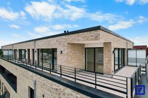 Exklusives Penthouse mit umlaufender Dachterrasse und Blick ins Grüne in Oberneuland
