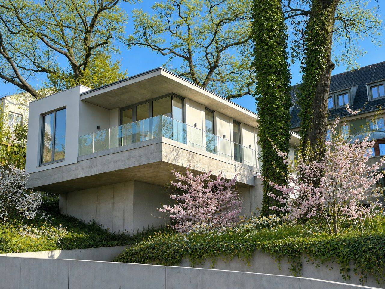 *einmalige Gelegenheit - modernes und freistehendes Einfamilienhaus auf dem Weißen Hirsch*