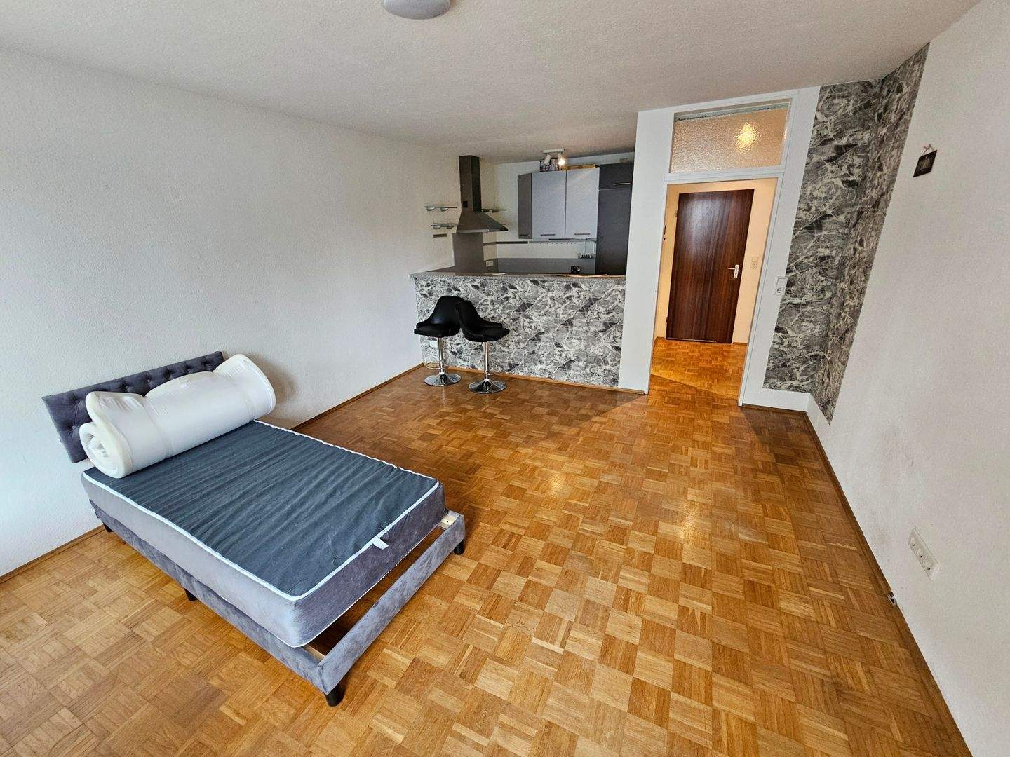 Schöne 2 Zimmer Wohnung mit Balkon – Wuppertal – Vorschaubild 4