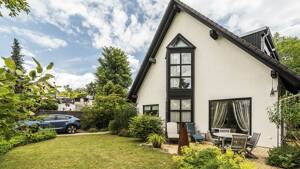 Freistehendes Einfamilienhaus - Ruhige Lage mit viel Privatsphäre & Wallbox - Jetzt anfragen!
