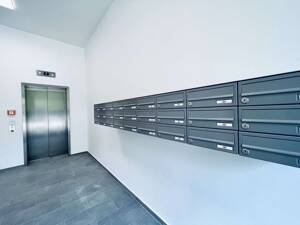 Großzügige 2-Zi.-Wohnung mit Loggia! – 10779 Berlin – Vorschaubild 4