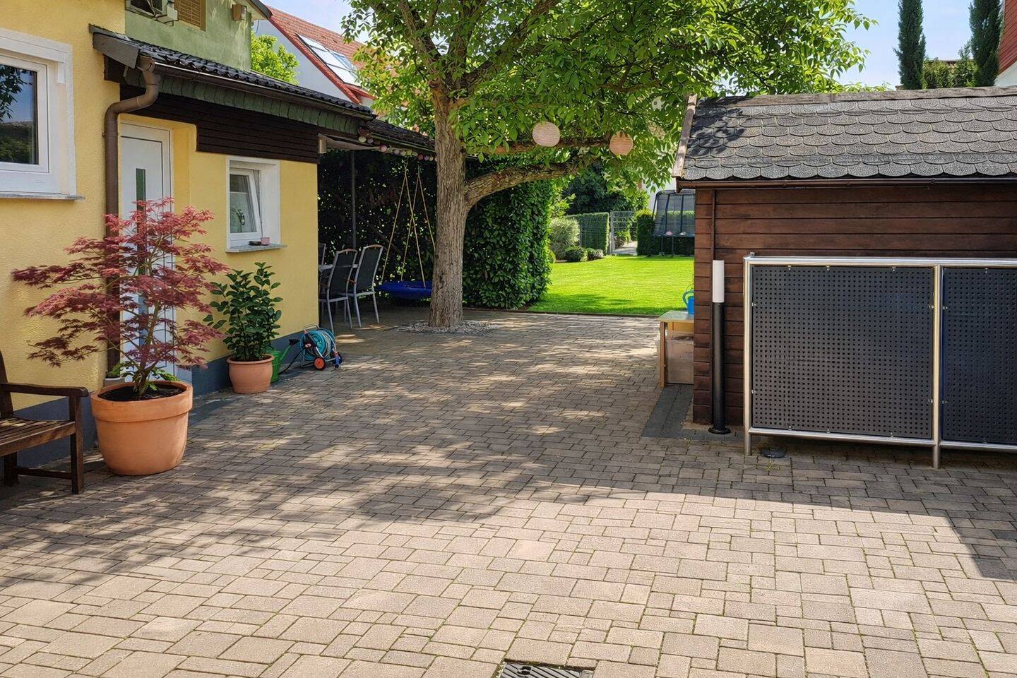 Gepflegtes Einfamilienhaus mit großem Garten, Wallbox & Top-Anbindung in zentraler Lage von Griesheim – Griesheim – Vorschaubild 6