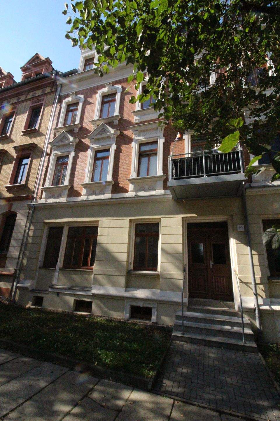 mit Stellplatz, Westbalkon in ruhiger und zentraler Wohnlage
