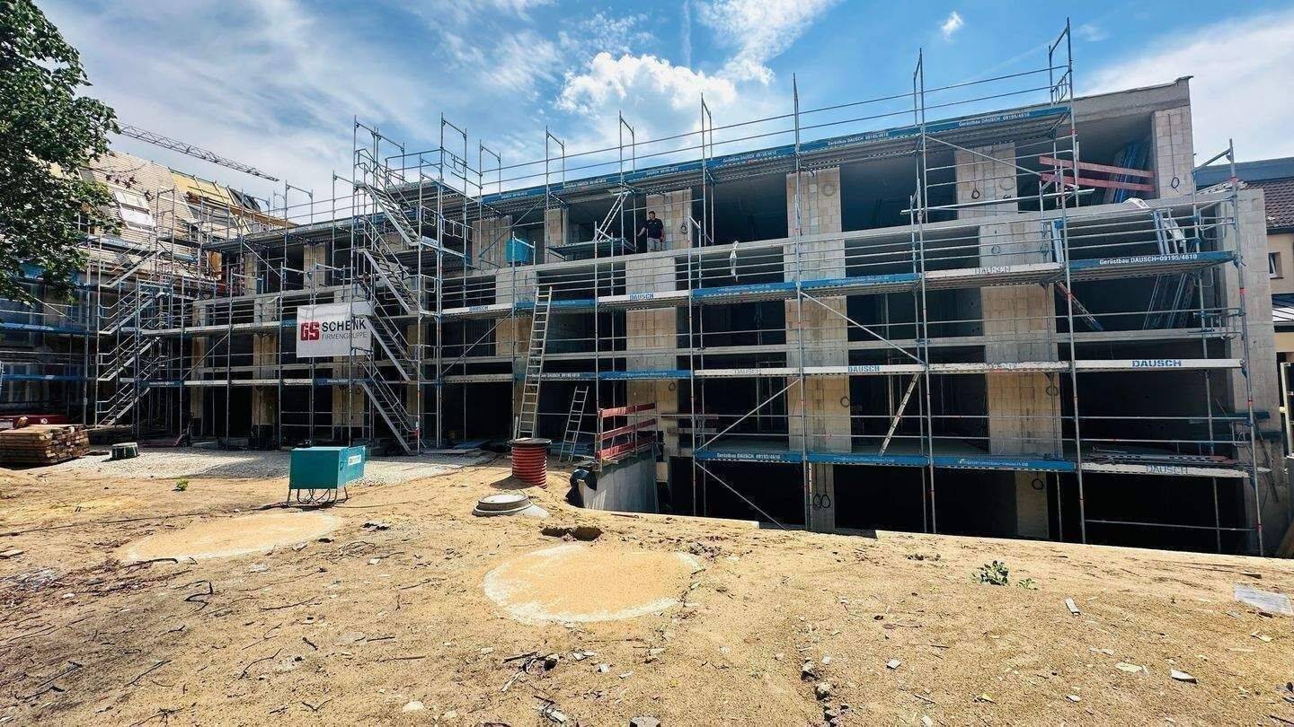 Grüner und ruhiger Innenhof! Chice 1 Zi.- NB- ETW mit Balkon!