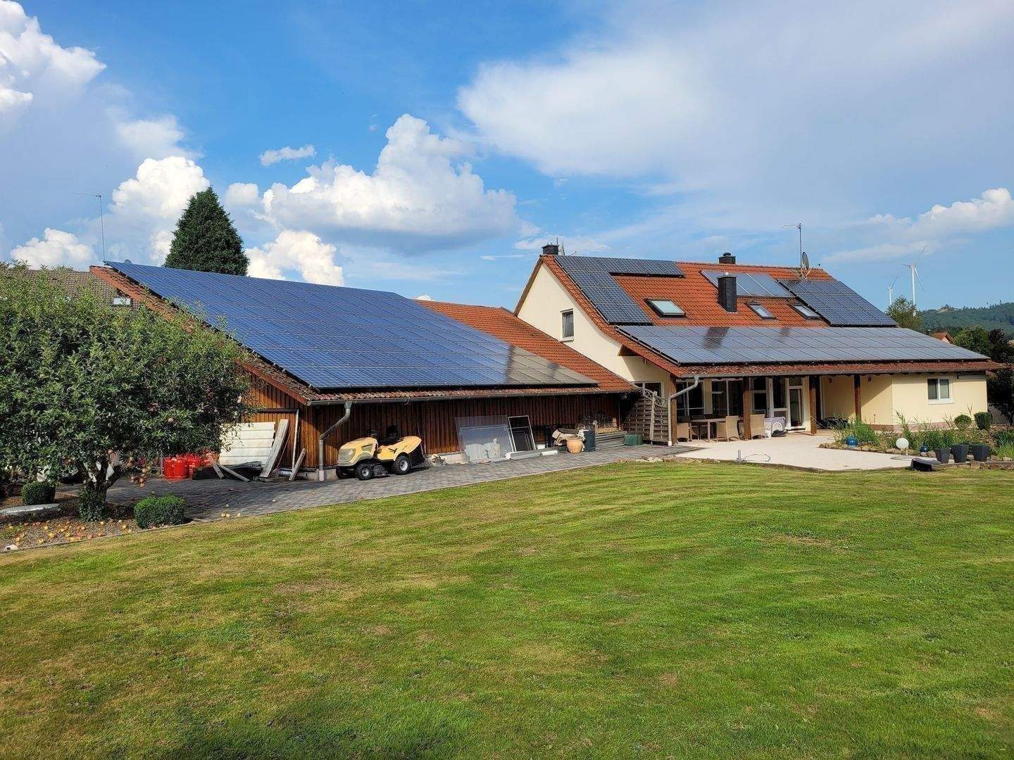 TOLLE RANDLAGE!!! Großes, modernes Wohnhaus in angenehmer Lage – Breitenbach am Herzberg – Vorschaubild 5