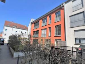 Zeit für das Wesentliche: Sonnige Loft-Wohnung mit gehobener Ausstattung in zentraler, ruhiger Innenhoflage! Kurze Wege zu Deinen Zielen! – 70567 Stuttgart – Vorschaubild 2
