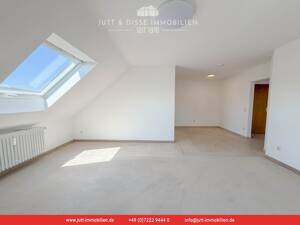 Gepflegte 2 Zimmerwohnung mit Balkon u. Tiefgarage in Gaggenau-Bad Rotenfels – 76571 Gaggenau – Vorschaubild 4