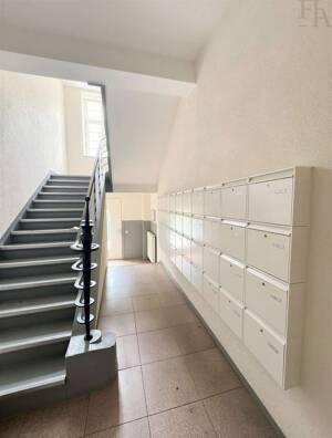 Direkt an der Universität - Sanierte 3 Zimmer mit großzügigem Wohn-/Essbereich | provisionsfrei – 50937 Köln – Vorschaubild 8