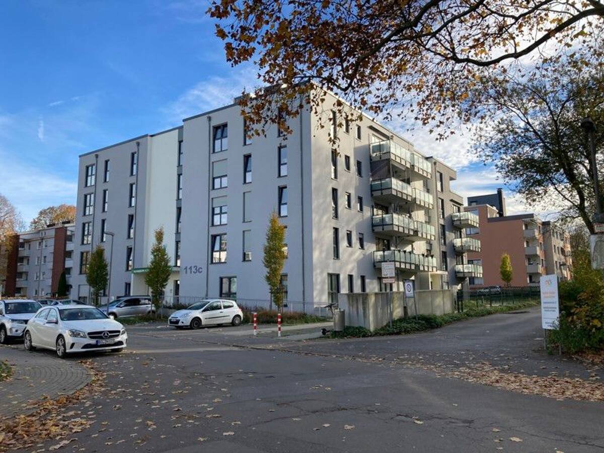 Ein tolles Wohngefühl: 4 - Zimmer-Wohnung – 44795 Bochum – Bild 1 von 9