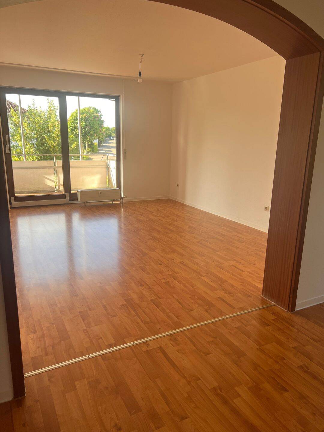 Helle, ruhig gelegene 3,5-Zimmer-Wohnung mit Balkon – Heilbronn – Vorschaubild 3