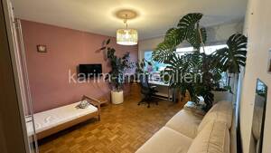 BEZUGSFREI - Zentral wohnen in Freiburg: 3 Zimmer mit Aufzug, zwei Balkonen und Stellplatz
