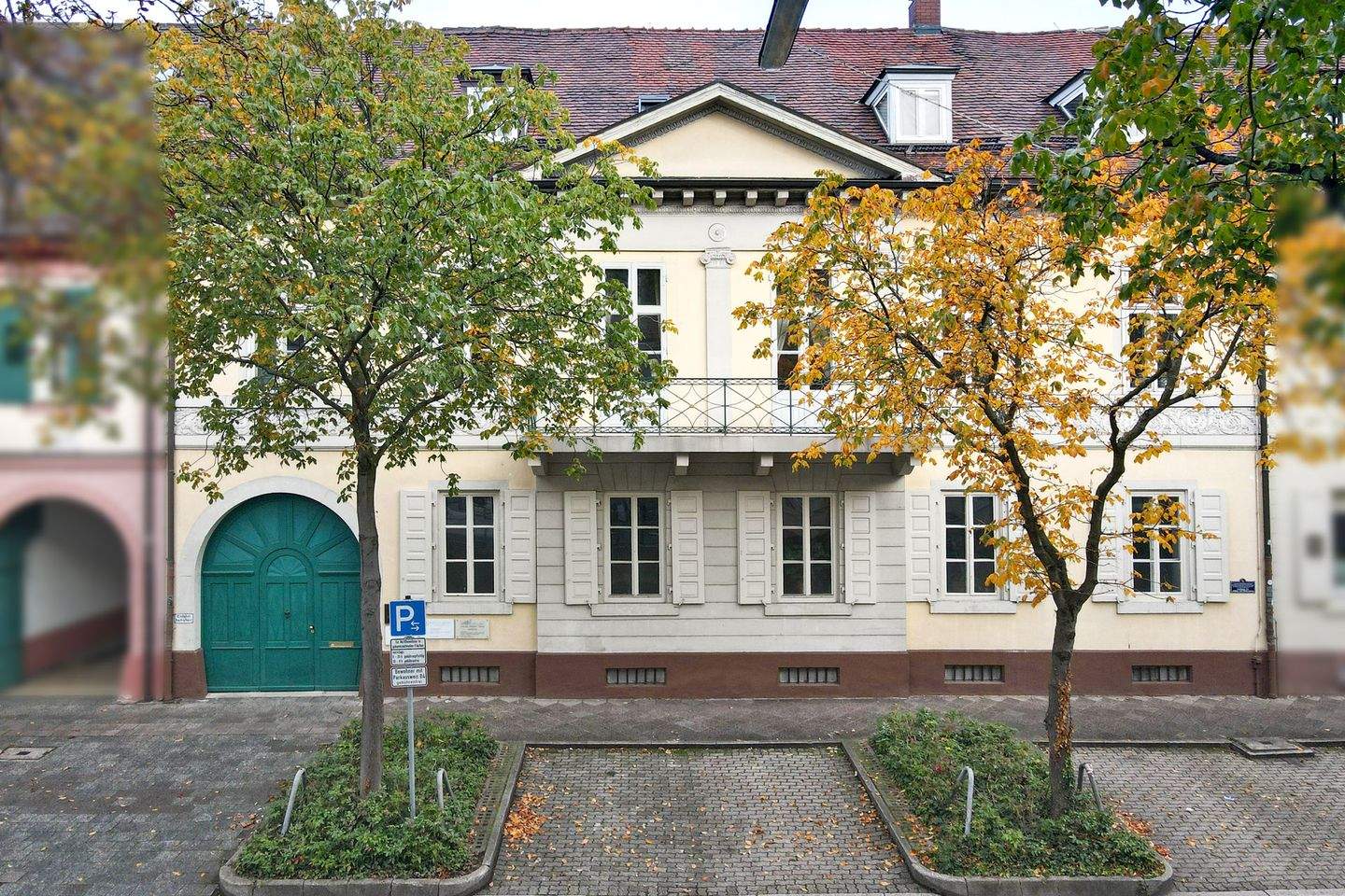 Palais Munck - Repräsentative Kapitalanlage mit 9 Einheiten in der Karlsruher Weststadt – Karlsruhe – Bild 1 von 9