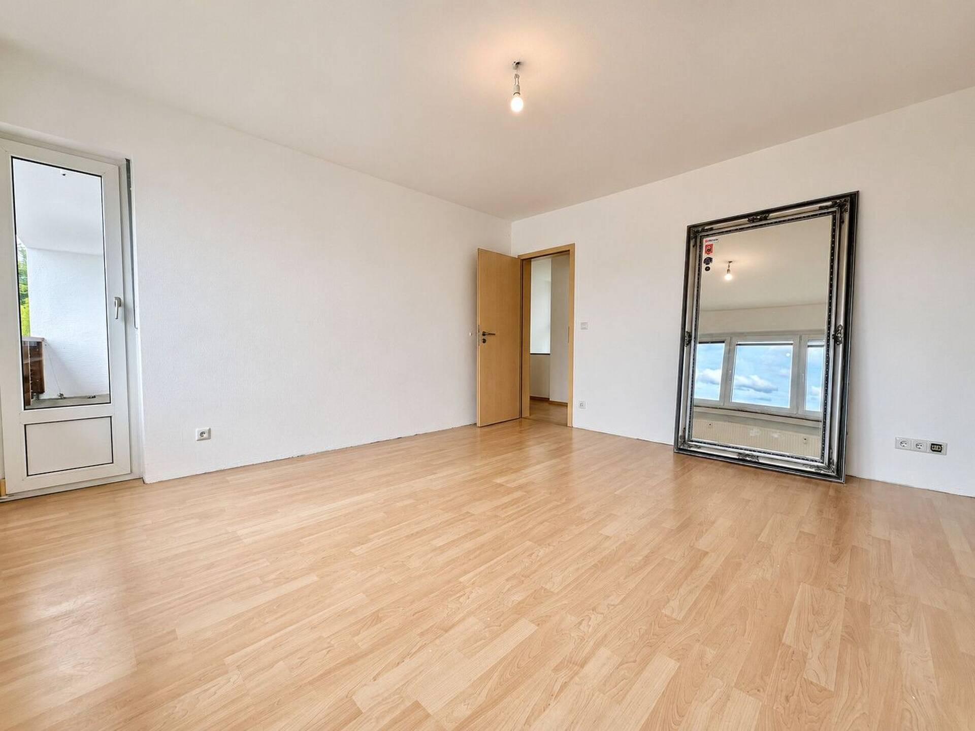 Etagenwohnung in 54634 Bitburg / Stahl mit 80 m² kaufen