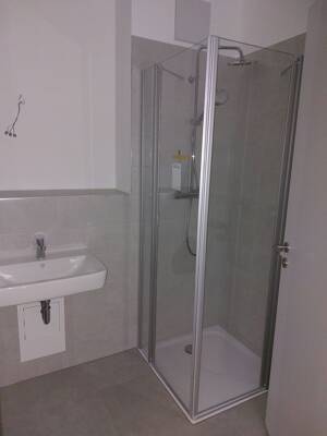 2-Zimmer-Wohnung mit 2 Balkonen und Blick über Dresden – 1159 Dresden – Vorschaubild 3