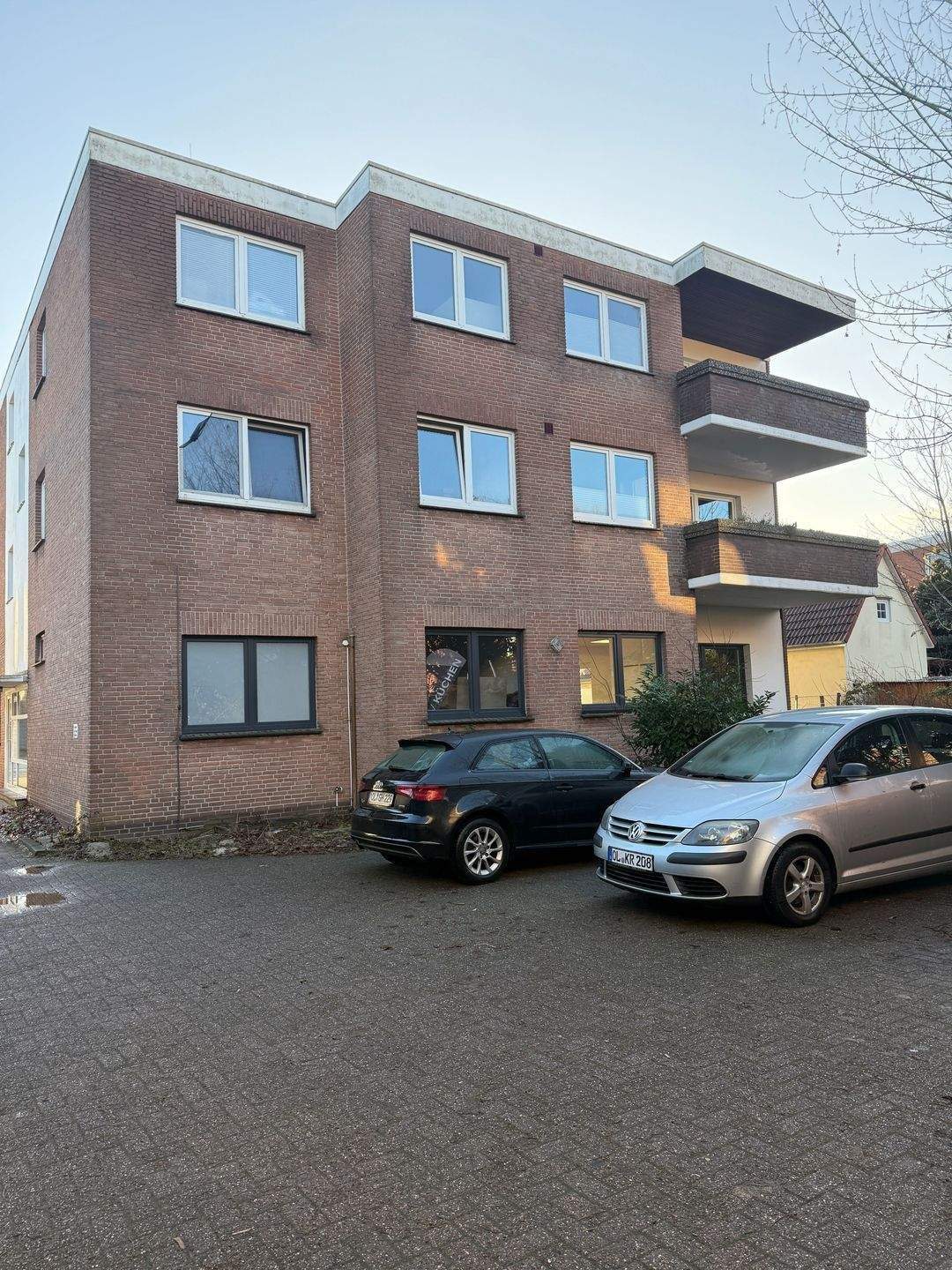 Charmantes 2-Zimmer-Apartment mit Balkon in Oldenburg Kreyenbrück – Oldenburg – Vorschaubild 8