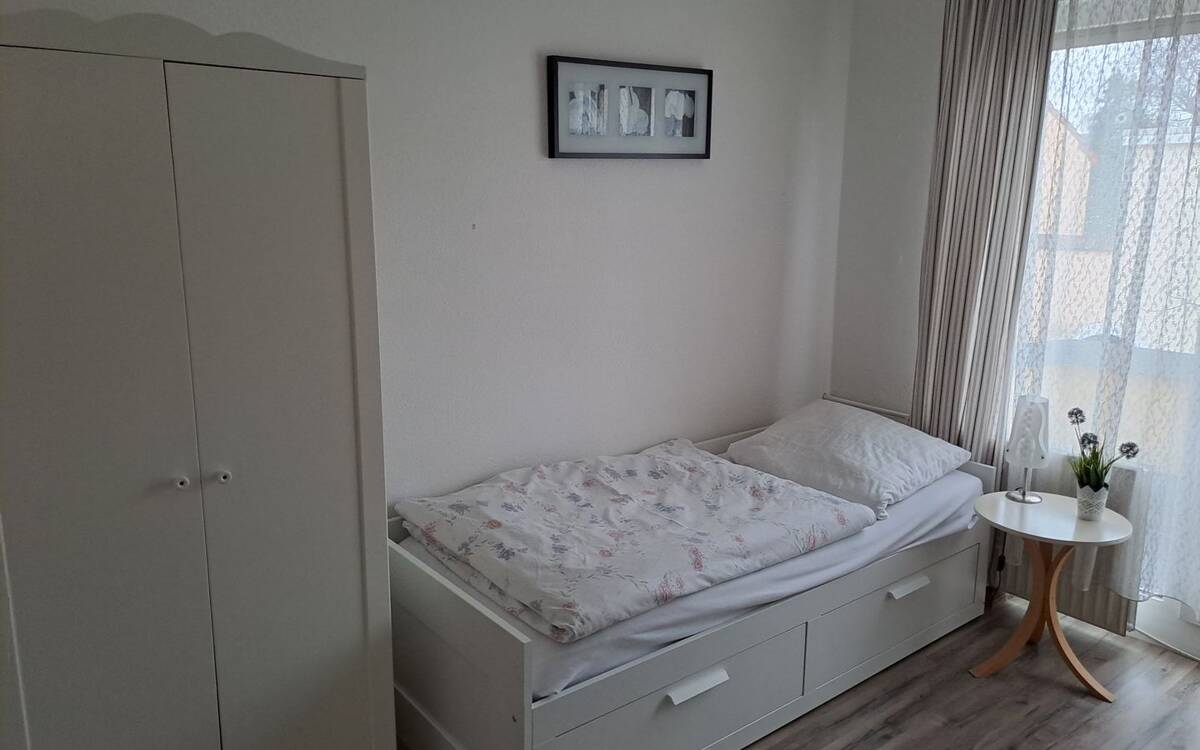 Wohnen auf Zeit Bonn - Möblierte Wohnung auf Zeit mieten – 53175 Bonn – Bild 1 von 4