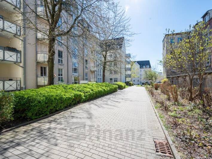 2-Raumwohnung mit Balkon und Fahrstuhl + PKW-Stellplatz – Chemnitz – Vorschaubild 3