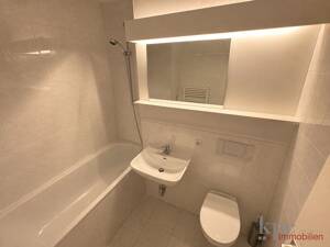 Au-Haidhausen! Ruhiges Apartment mit Balkon in Toplage! Erbbaurecht! Vermietet! – 81669 München – Vorschaubild 4
