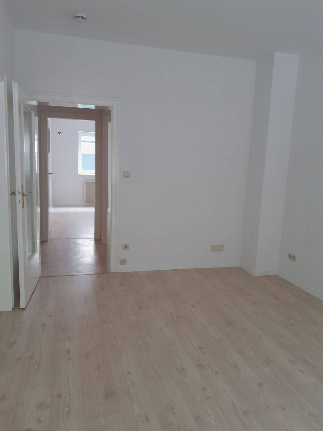 Interesse? Hübsche Zwei-Zimmer-Wohnung im Erdgeschoss – Nürnberg – Vorschaubild 7