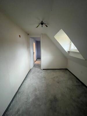 Doppelhaushälfte mit Potenzial in begehrter Lage Würzburg/Frauenland. – 97074 Würzburg – Vorschaubild 9