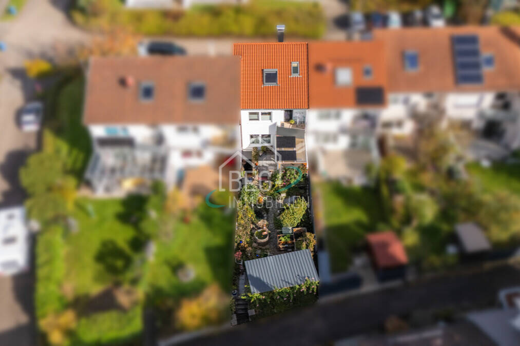 Charmantes Zuhause für Familien - Reihenhaus mit Garten und Erweiterungsmöglichkeiten – Schwäbisch Gmünd – Bild 1 von 9