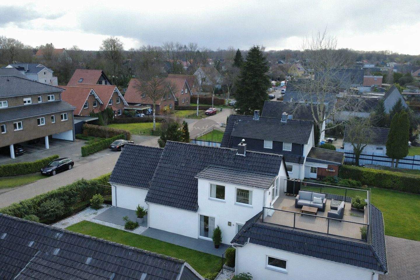 Saniertes Dreifamilienhaus in Oldenburg - 230 m², 3 Einheiten, Garten & Terrasse – Oldenburg – Vorschaubild 3