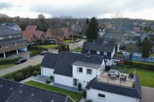 Saniertes Dreifamilienhaus in Oldenburg - 230 m², 3 Einheiten, Garten & Terrasse – 26135 Oldenburg – Vorschaubild 3
