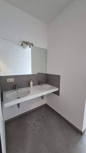 Moderne und Top geschnittene Etagenwohnung in zentraler Lage von MG, Nähe City und Hauptbahnhof – 41065 Mönchengladbach – Vorschaubild 8