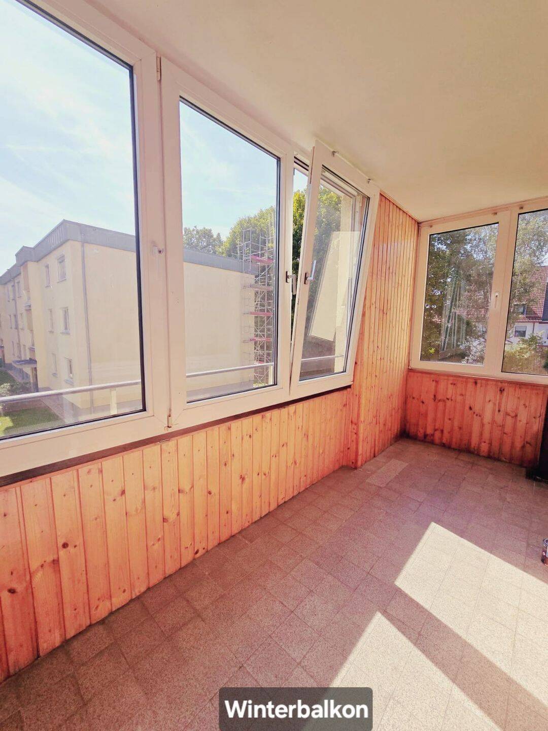 Modern renovierte 2-Zimmer-Wohnung mit Winterbalkon in Nürnberg-Zabo – Nürnberg – Vorschaubild 3