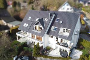 Modernisierte 2-Zi.-Whg. mit Balkon, Garage & Aufzug in ruhiger Lage von BI-Brake/Stedefreund – 33729 Bielefeld – Vorschaubild 1