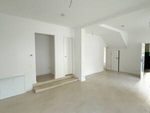 Helle Terrassenwohnung im Herzen von Rissen - Frisch saniert! – 22559 Hamburg – Vorschaubild 6