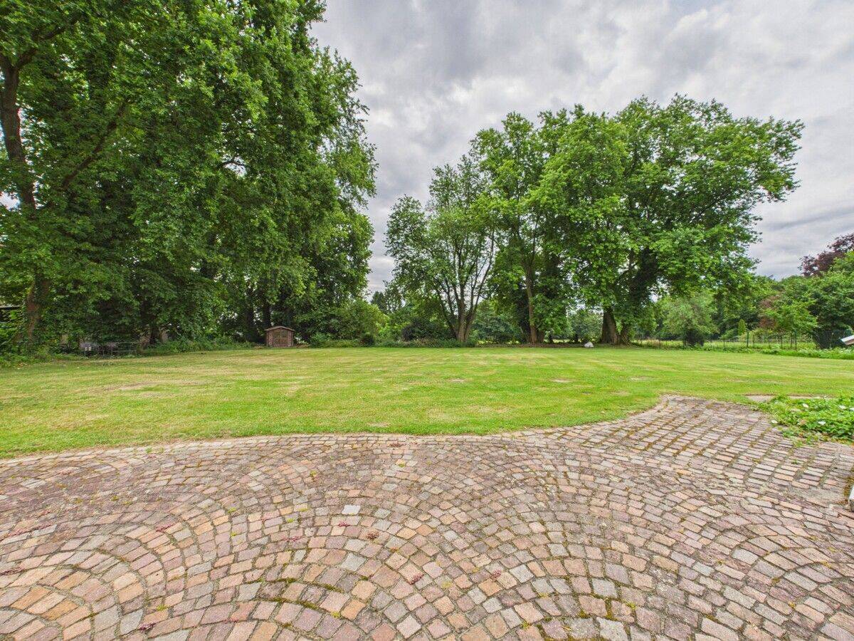 Exklusive Villa mit Traumgrundstück, Indoor-Pool und bester Lage!!! – Bergisch Gladbach – Vorschaubild 7