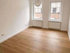 4-5 Zimmer Altbauwohnung mit Balkon & Erker – 90763 Fürth – Vorschaubild 9