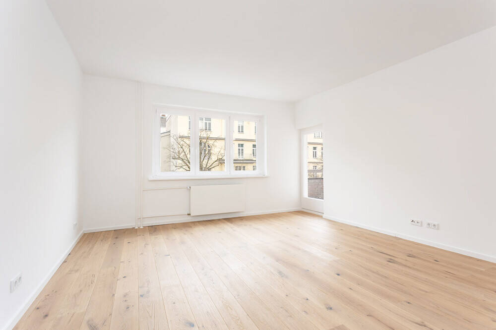 Komplett renovierte 3-Zimmer-Wohnung in Ku'damm Toplage - bezugsfrei, provisionsfrei & ruhig gelegen – Berlin – Vorschaubild 2