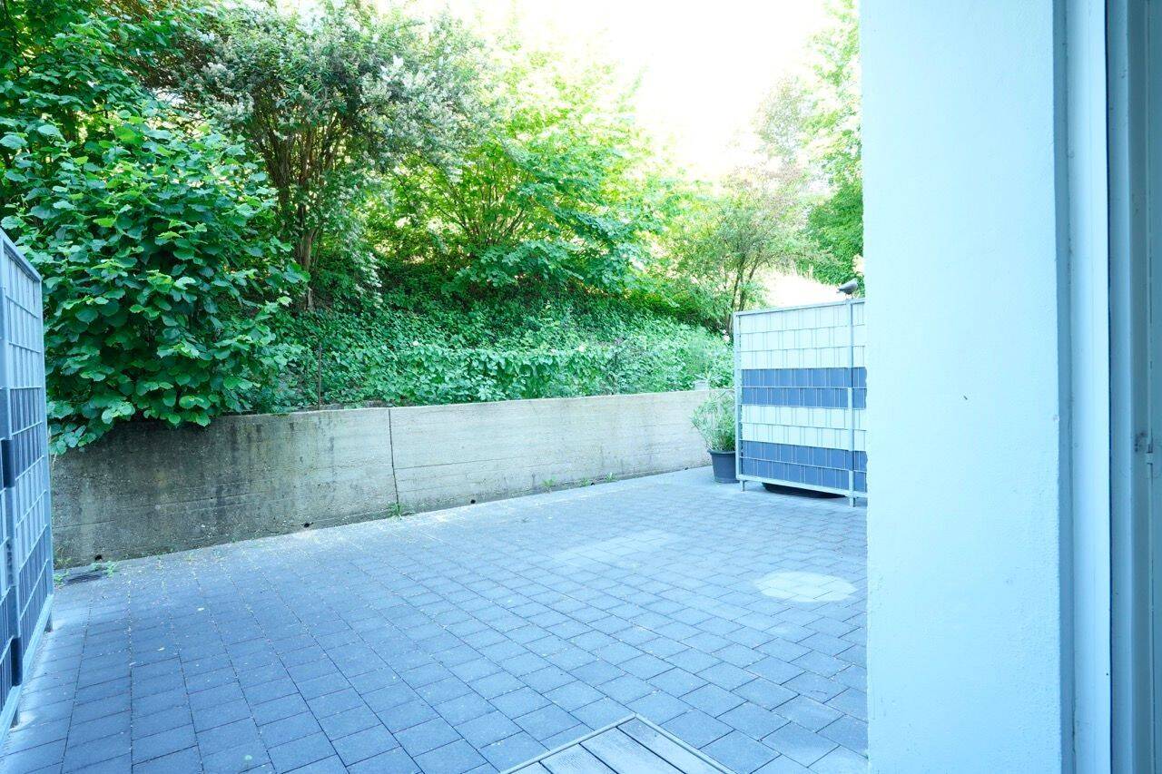 Helle, ruhige Wohnung in Uninähe mit Blick ins Grüne – Regensburg – Vorschaubild 2