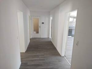 4-Zi.-Wohnung Erstbezug nach Renovierung, Neue Küche & Balkon – 72461 Albstadt – Vorschaubild 7