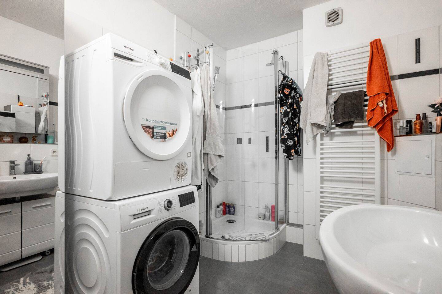 KEINE KÄUFERPROVISION Schicke ETW mit Balkon und Tiefgarage im Ladenzentrum von Bielefeld Stieghorst – Bielefeld – Vorschaubild 8